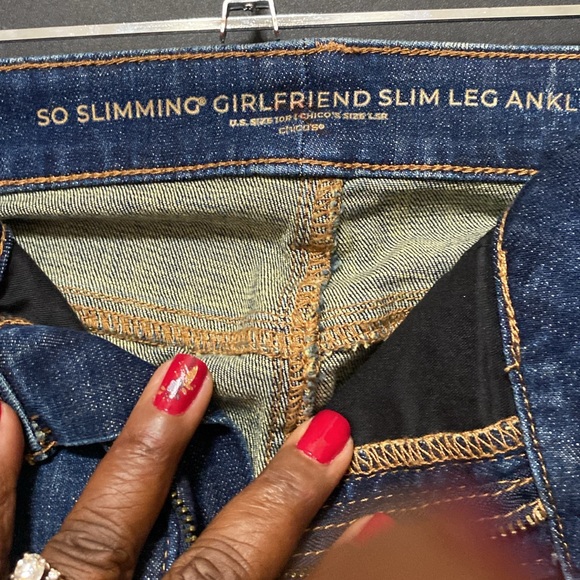 NWT Chico’s Embroidered Embellished Ankle Jeans - Picture 8 of 9